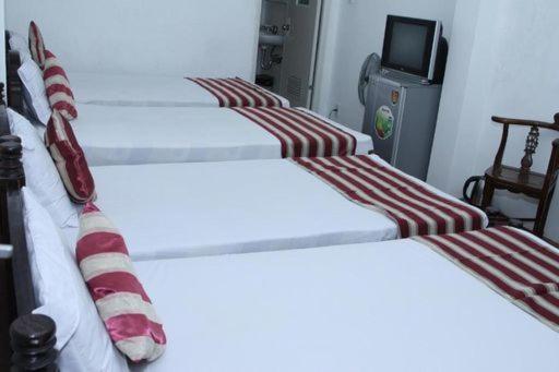 Hoang Cuong Hotel 15 Nguyen Thai Hoc ฮานอย ภายนอก รูปภาพ