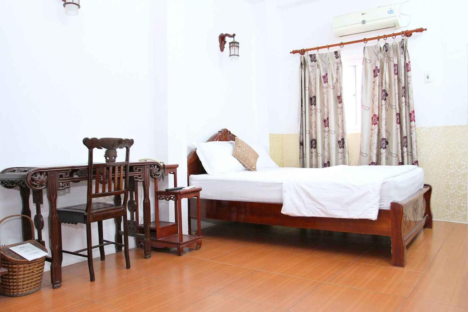 Hoang Cuong Hotel 15 Nguyen Thai Hoc ฮานอย ภายนอก รูปภาพ