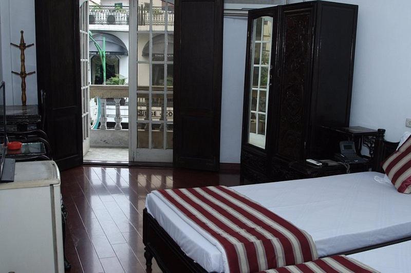 Hoang Cuong Hotel 15 Nguyen Thai Hoc ฮานอย ภายนอก รูปภาพ